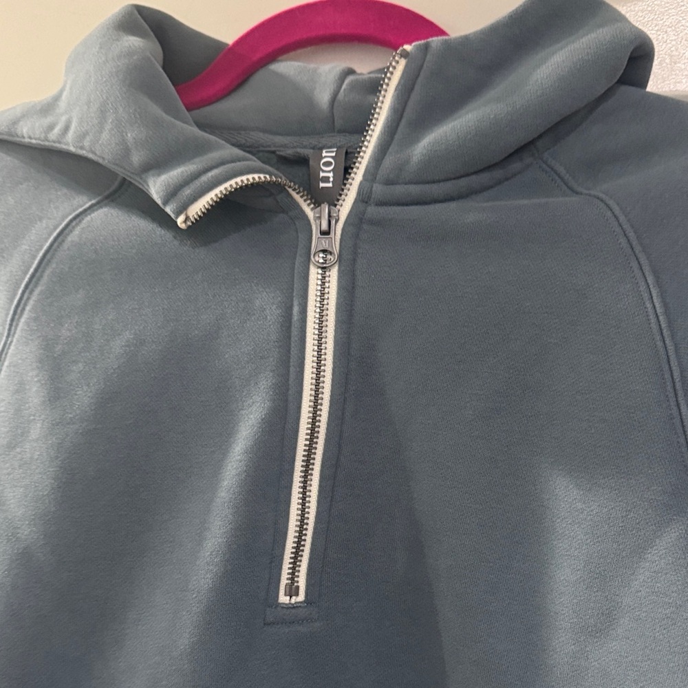Vuori Restore Slate Blue Half-Zip Hoodie size Small - Picture 5 of 6